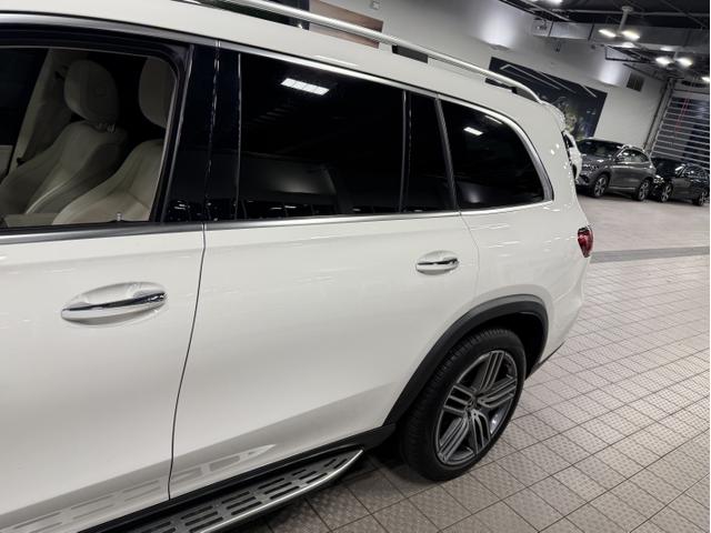 Photo of 2021 White Mercedes-Benz GLS 450