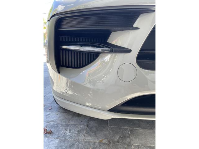 Photo of 2021 Gray Porsche Macan