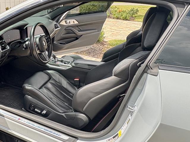 Photo of 2023 Gray BMW M4
