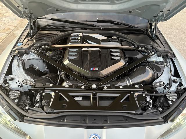 Photo of 2023 Gray BMW M4