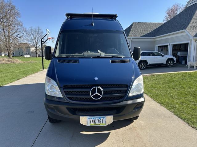 Photo of 2011 Blue Mercedes-Benz Sprinter