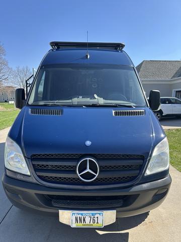 Photo of 2011 Blue Mercedes-Benz Sprinter