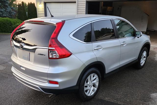 Photo of 2016 Silver Honda CR-V