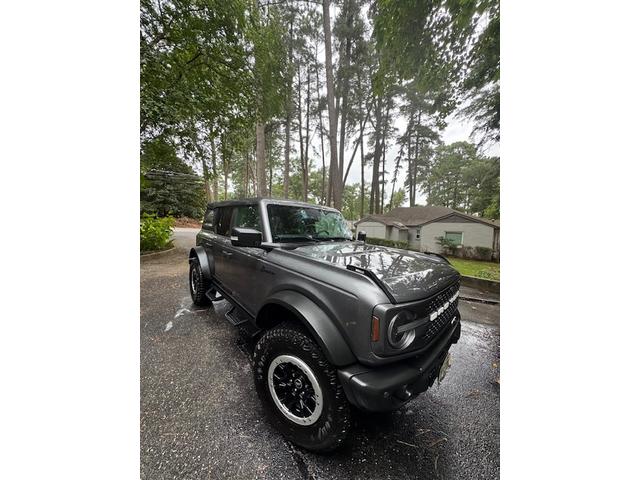 Photo of 2022 Gray Ford Bronco