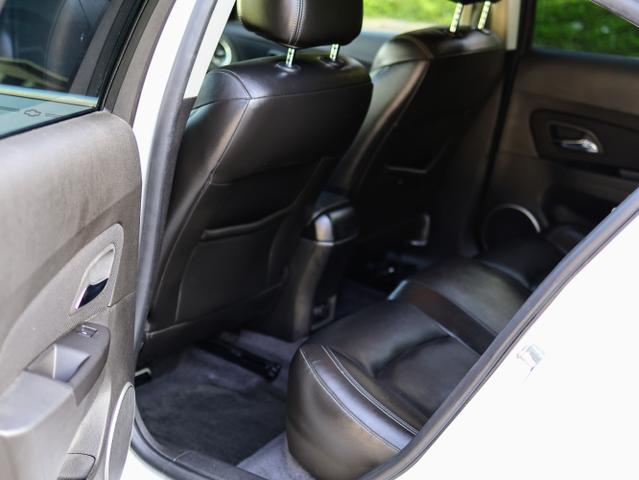 Photo of 2012 White Chevrolet Cruze