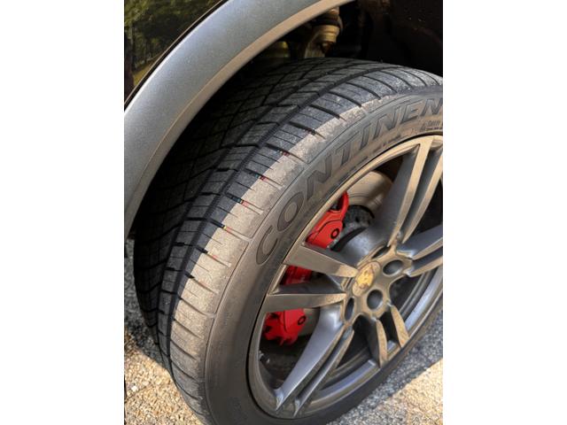 Photo of 2011 Black Porsche Cayenne