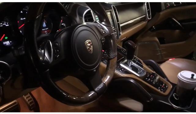 Photo of 2011 Black Porsche Cayenne