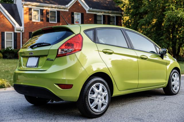 Photo of 2012 Green Ford Fiesta