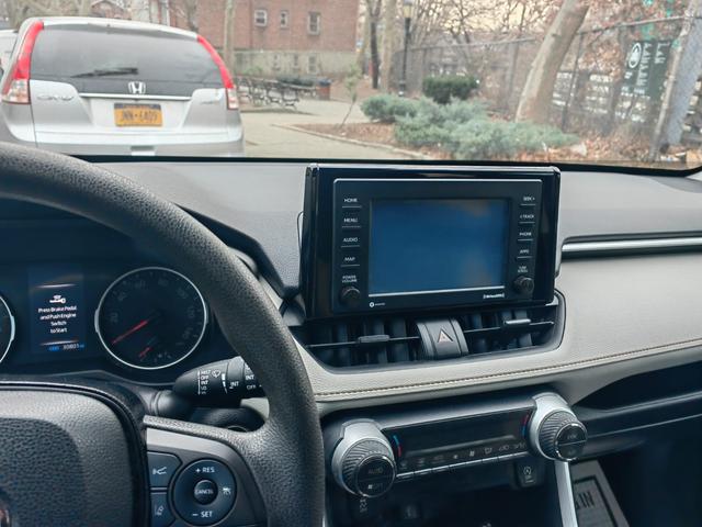 Photo of 2020 Blue Toyota RAV4