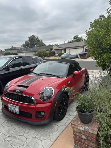 Photo of 2014 Red MINI Roadster