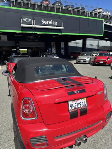 Photo of 2014 Red MINI Roadster
