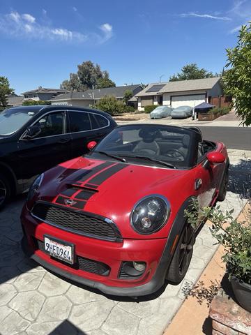 Photo of 2014 Red MINI Roadster