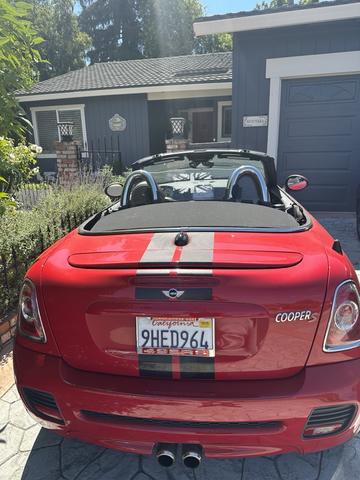 Photo of 2014 Red MINI Roadster
