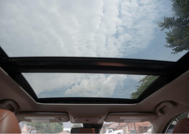 Photo of 2018 White Nissan Rogue