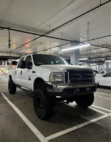 Photo of 2001 White Ford F-250