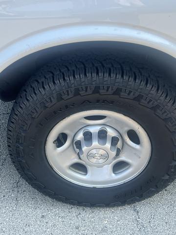 Photo of 2019 White Chevrolet Express 2500