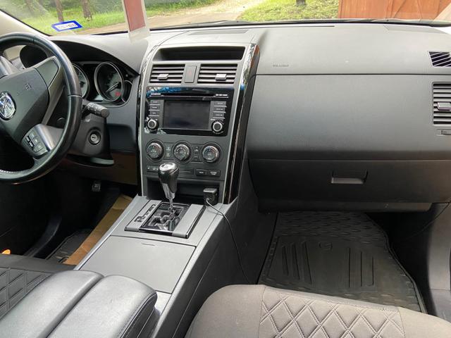 Photo of 2015 Silver Mazda CX-9