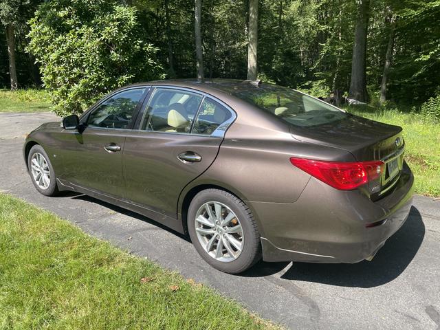 Photo of 2014 Brown INFINITI Q50