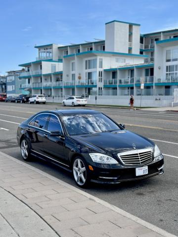 Photo of 2013 Black Mercedes-Benz S-Class