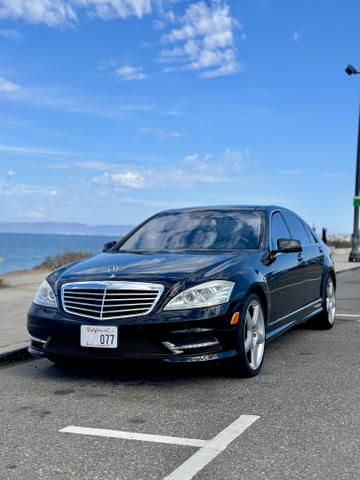Photo of 2013 Black Mercedes-Benz S-Class