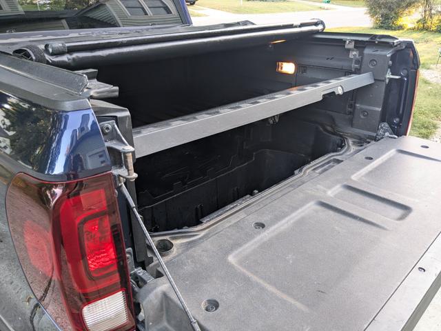 Photo of 2017 Blue Honda Ridgeline