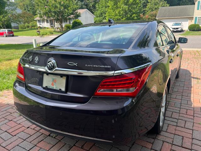 Photo of 2015 Gray Buick LaCrosse
