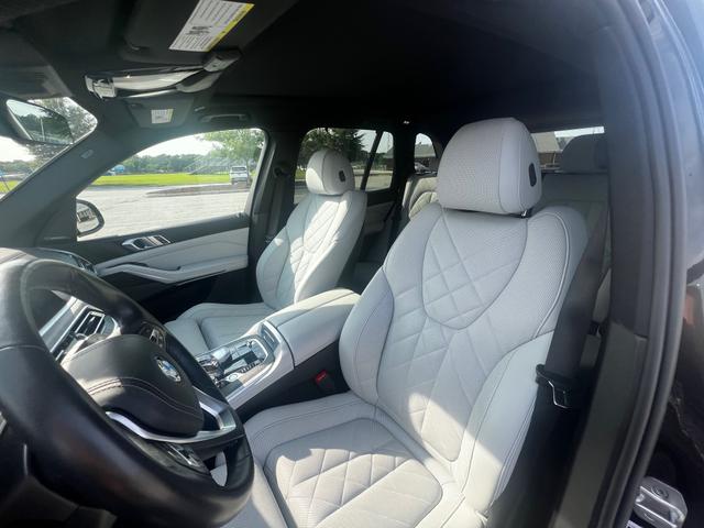 Photo of 2023 Black BMW X5 PHEV