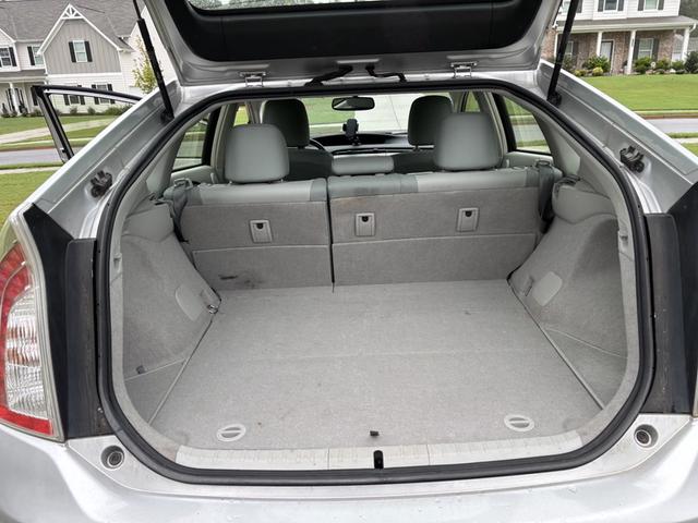 Photo of 2014 Silver Toyota Prius