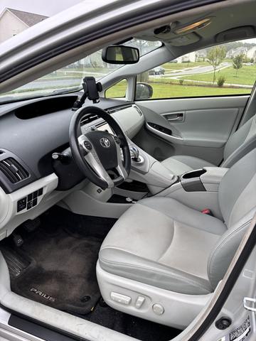 Photo of 2014 Silver Toyota Prius