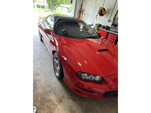 Photo of 2000 Red Chevrolet Camaro