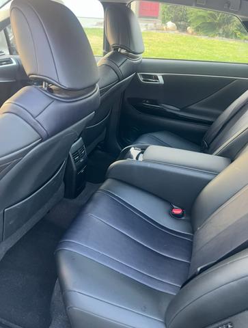 Photo of 2019 Black Toyota Mirai