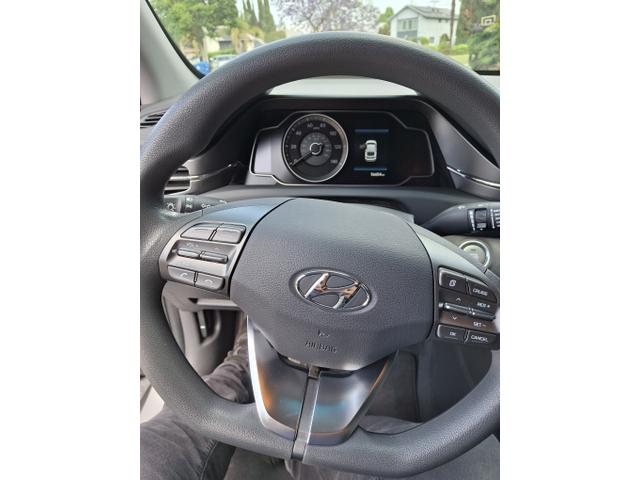 Photo of 2021 Silver Hyundai IONIQ Hybrid