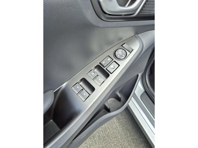 Photo of 2021 Silver Hyundai IONIQ Hybrid