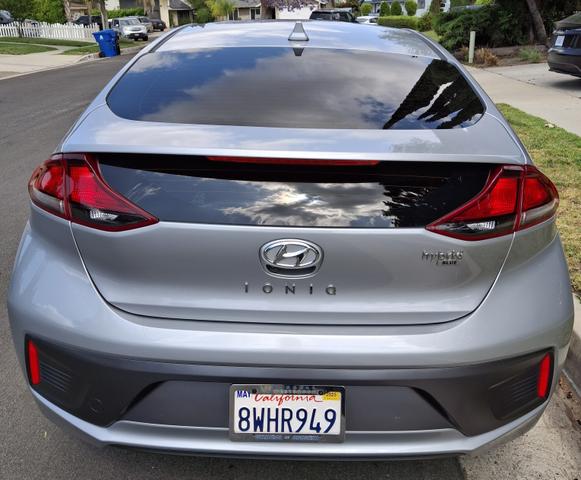 Photo of 2021 Silver Hyundai IONIQ Hybrid