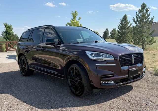 Photo of 2023 Red Lincoln Aviator