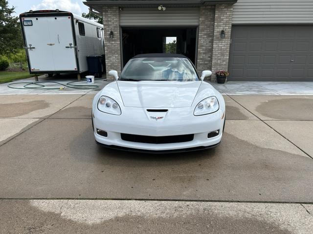 Photo of 2011 White Chevrolet Corvette