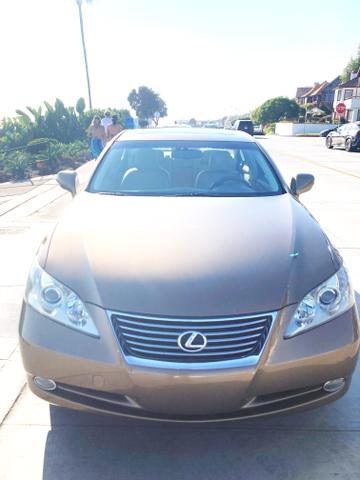 Photo of 2007 Gold Lexus ES 350