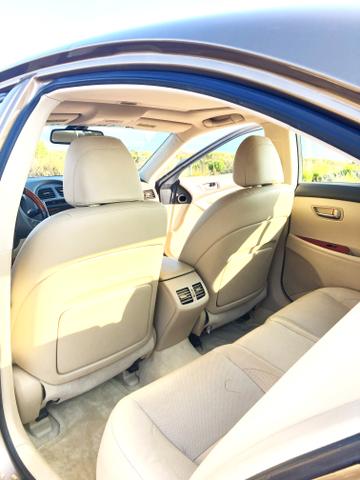 Photo of 2007 Gold Lexus ES 350