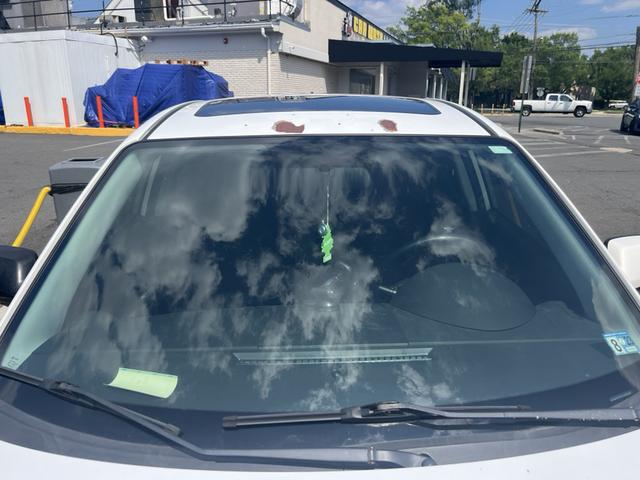Photo of 2007 White Mazda Mazda3