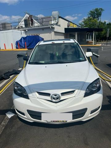Photo of 2007 White Mazda Mazda3