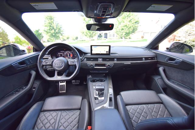 Photo of 2018 Gray Audi S5