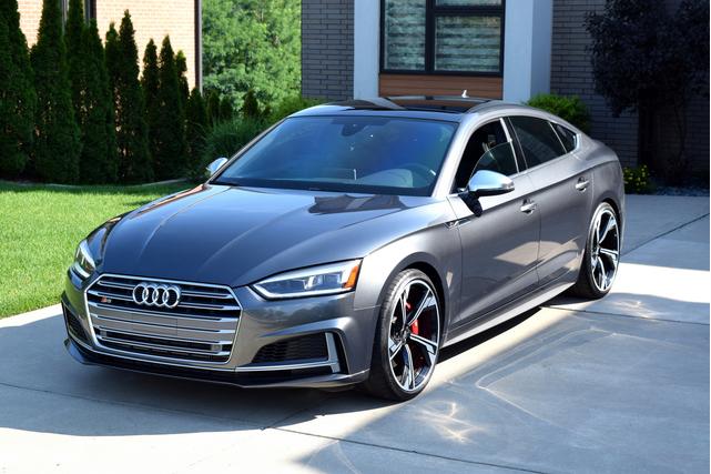 Photo of 2018 Gray Audi S5