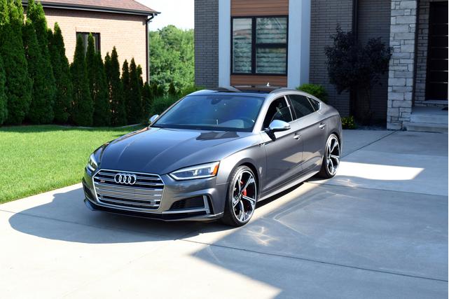 Photo of 2018 Gray Audi S5