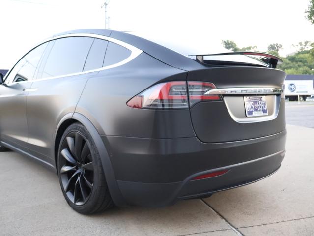 Photo of 2021 Black Tesla Model X