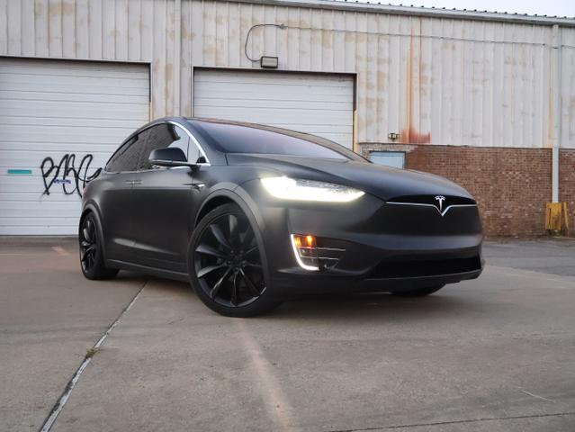 Photo of 2021 Black Tesla Model X