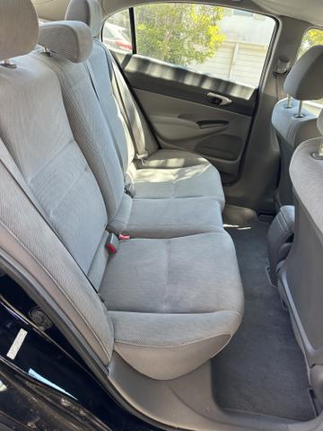 Photo of 2009 Black Honda Civic