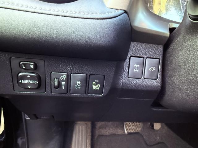Photo of 2015 Black Toyota RAV4