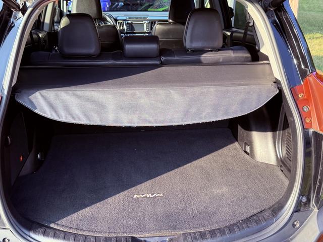 Photo of 2015 Black Toyota RAV4