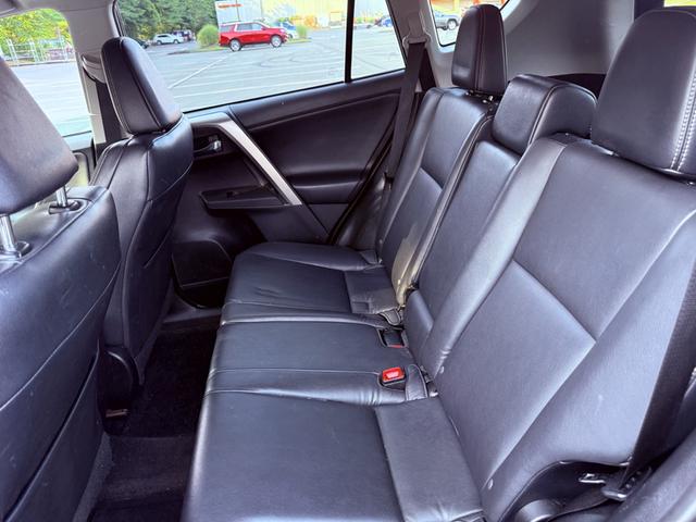 Photo of 2015 Black Toyota RAV4