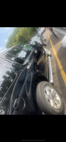 Photo of 2005 Black Ford Explorer